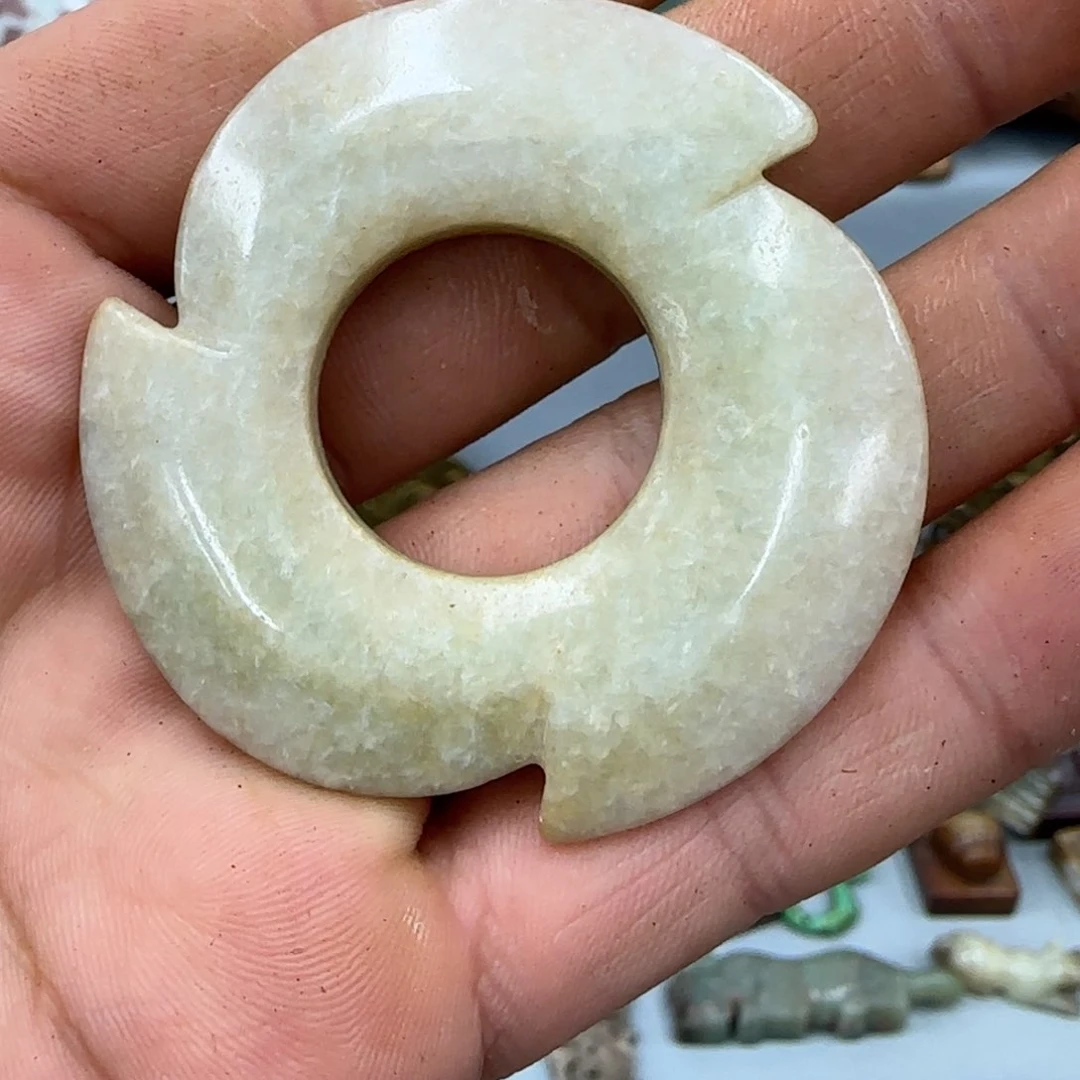 未镶嵌和田玉（糖玉）挂件