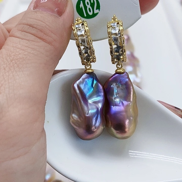 银S925镶嵌耳饰淡水珍珠