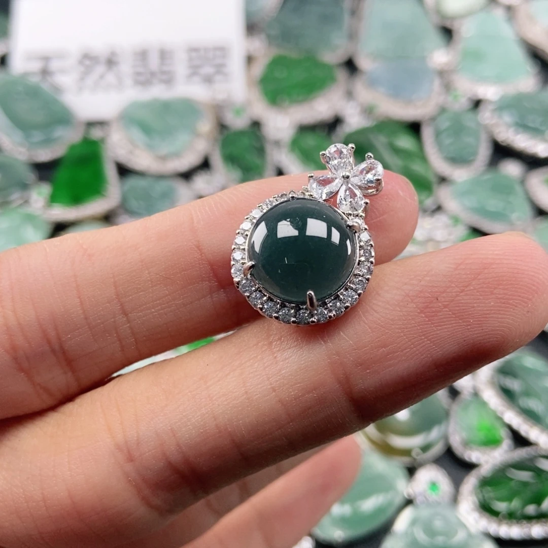 翡翠未镶嵌吊坠(不含链)