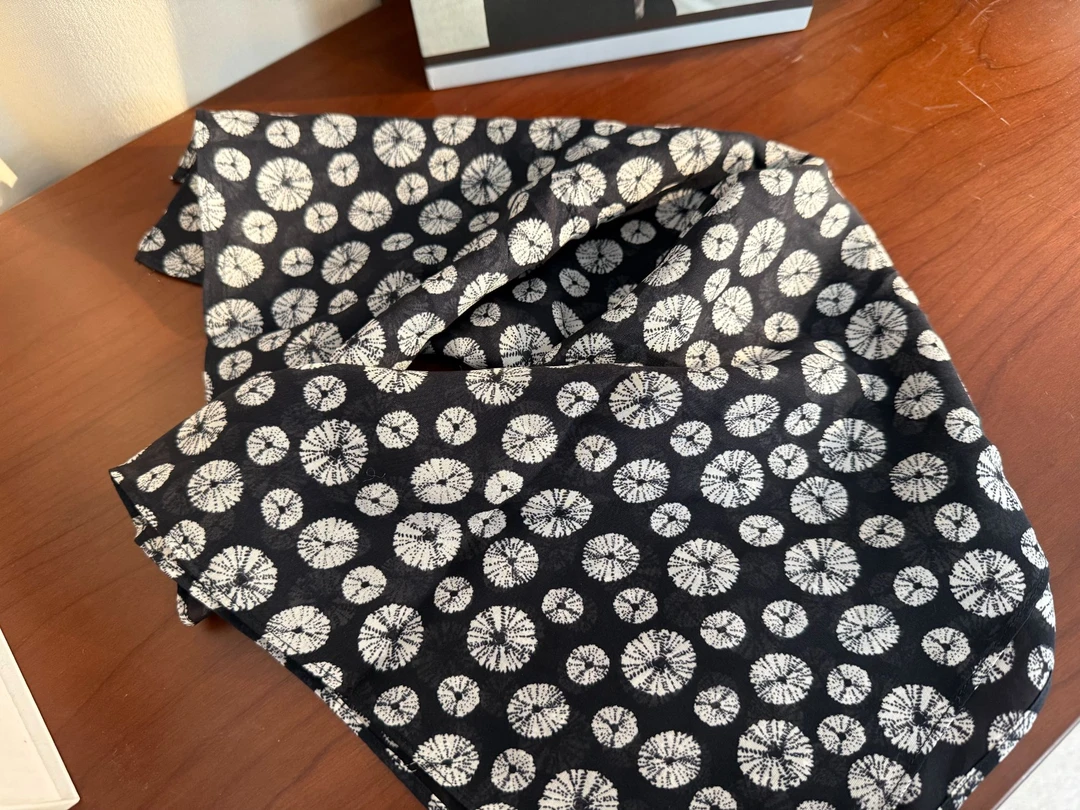 蒲公英图案百搭丝质围巾中方巾60*65CM