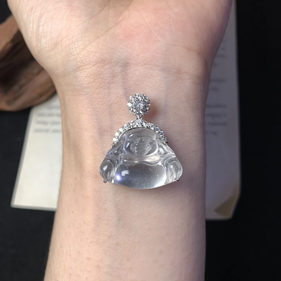 翠翠平替天然俄料起黑钢 弥勒佛公吊坠925银封底轻奢气质珠宝项链