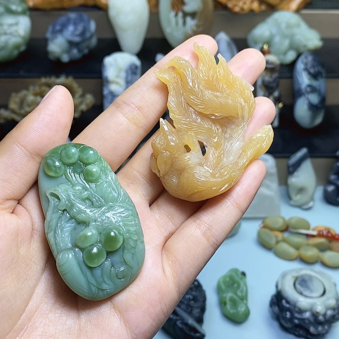 【闪购商品】颈饰未镶嵌和田玉阔**妈