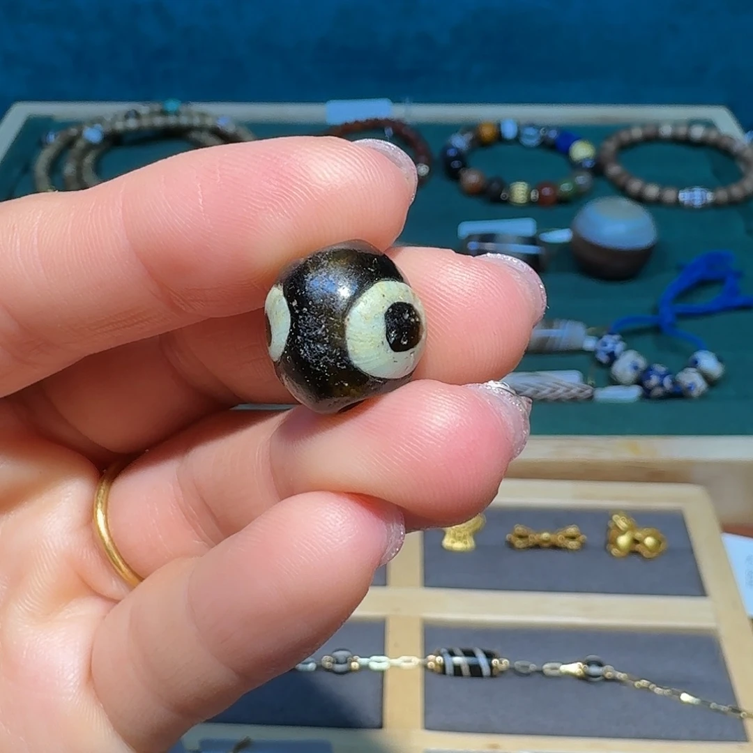 琉璃吊坠（不含链）13.5*13.6mm