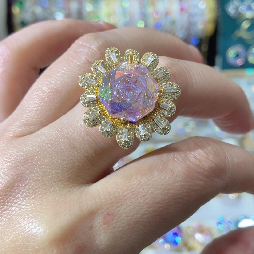 66锆石（处理）戒指