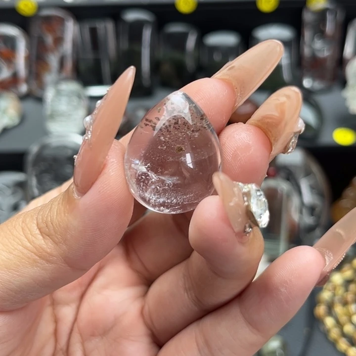 未镶嵌吊坠(赠链)水晶