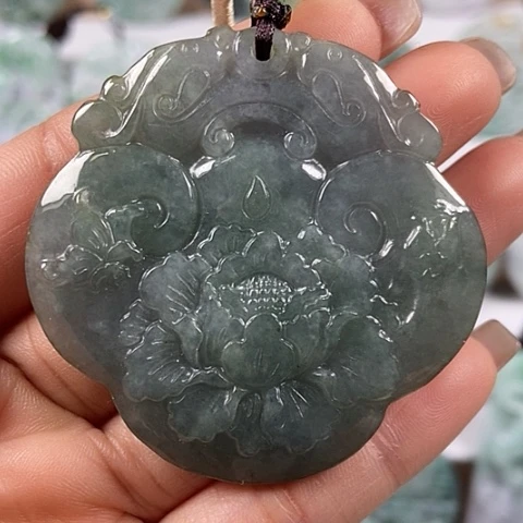 翡翠颈饰未镶嵌花开富贵福利