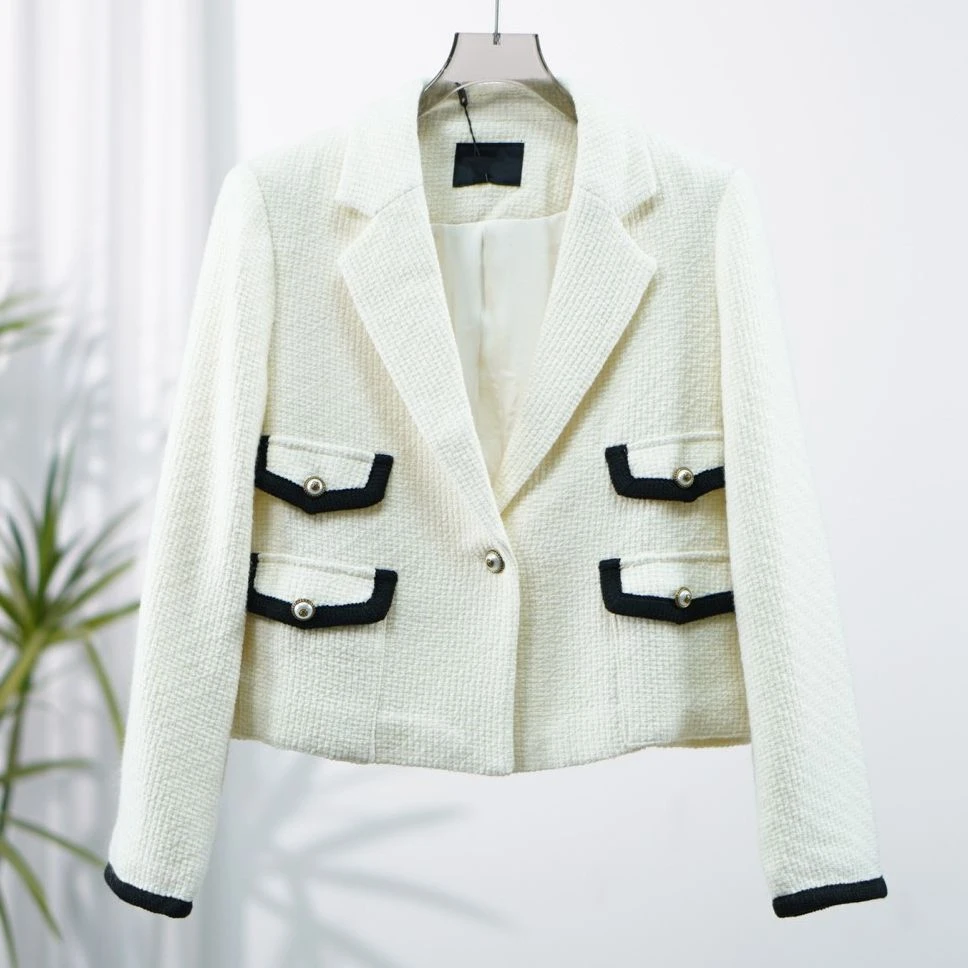 朗S系列  F773 女装秋小香风呢大衣象牙白8Q523D043