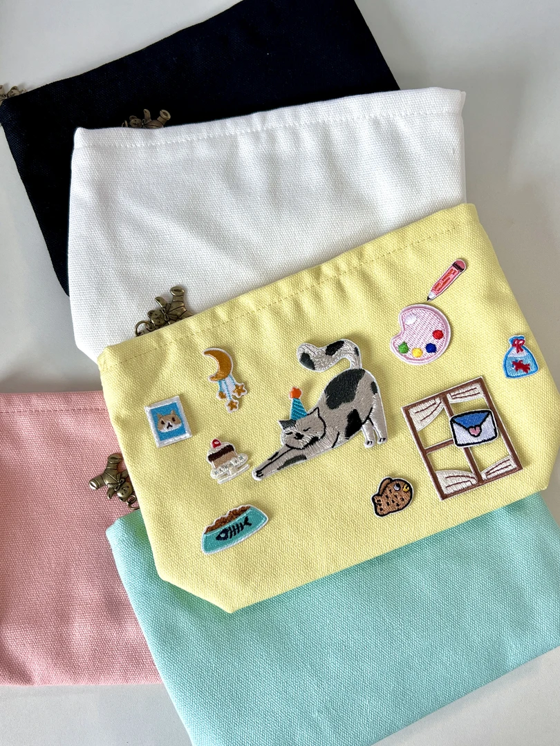 韩国同款大容量立体帆布印花化妆包简约通勤便携纯色洗漱收纳包