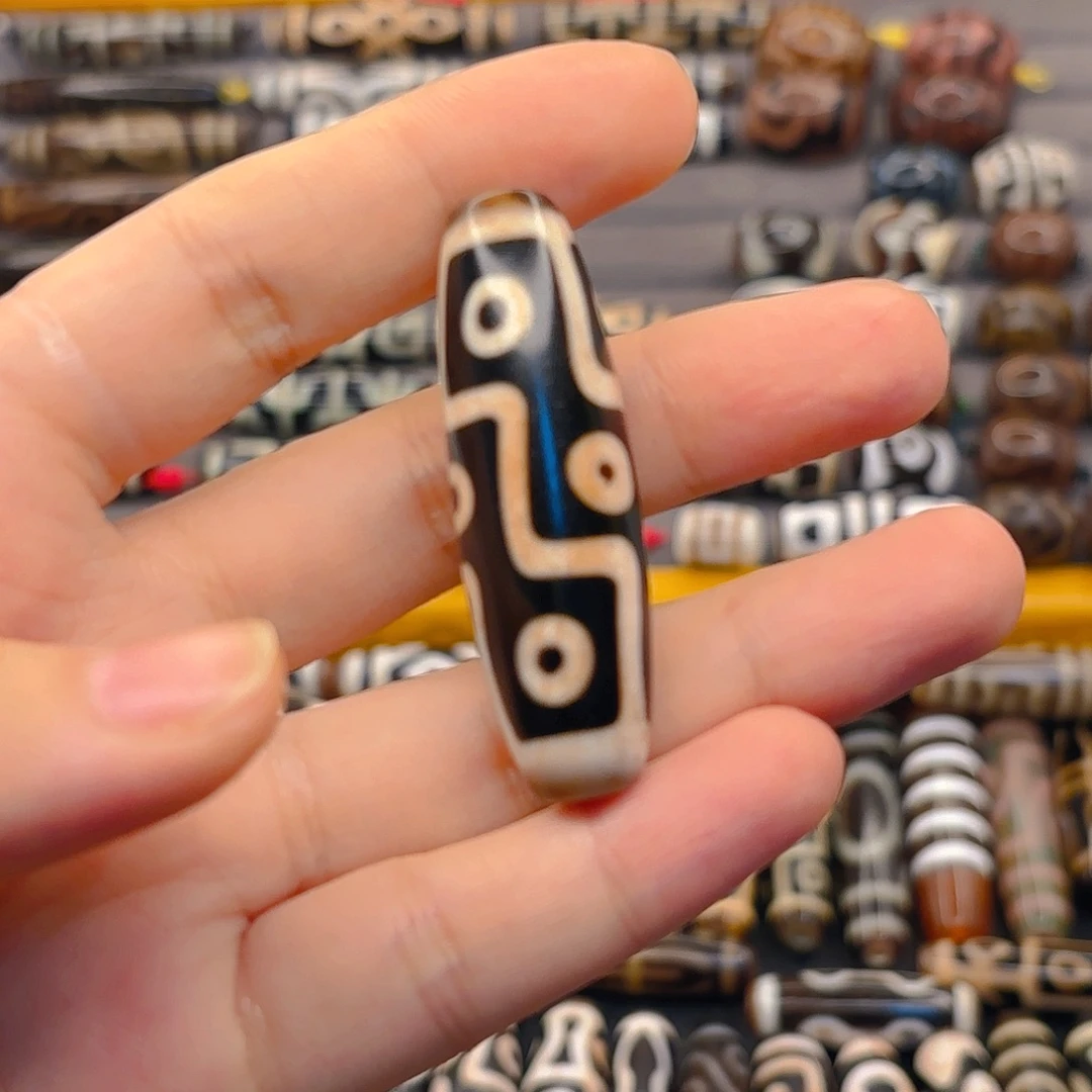 虎***山未镶嵌玛瑙/玉髓珠宝半成品