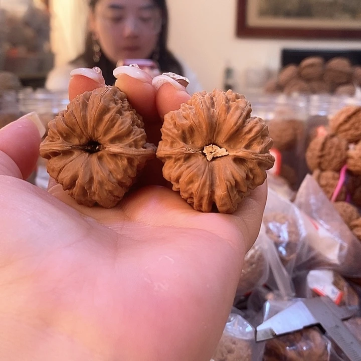 文玩核桃吊坠37➕平谷凹底