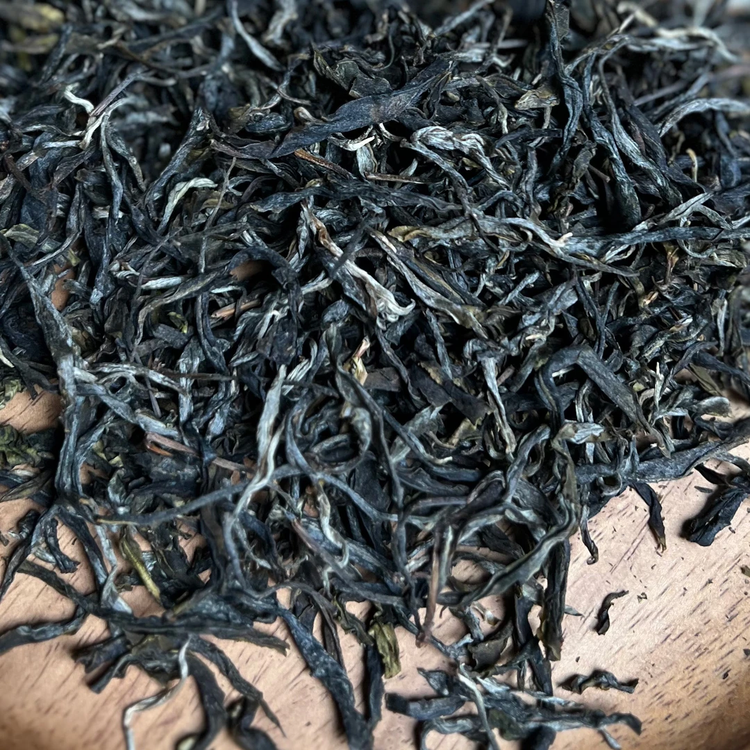 2024冰岛糯伍古树250克生茶  李改云      直播2025.1.18（18）