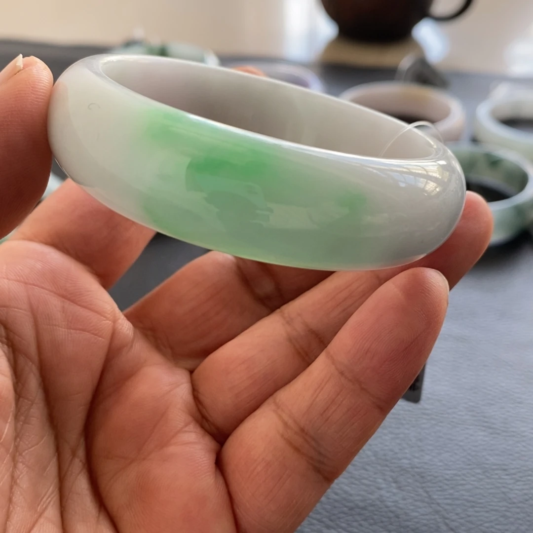 翡翠未镶嵌手镯天然翡翠手镯