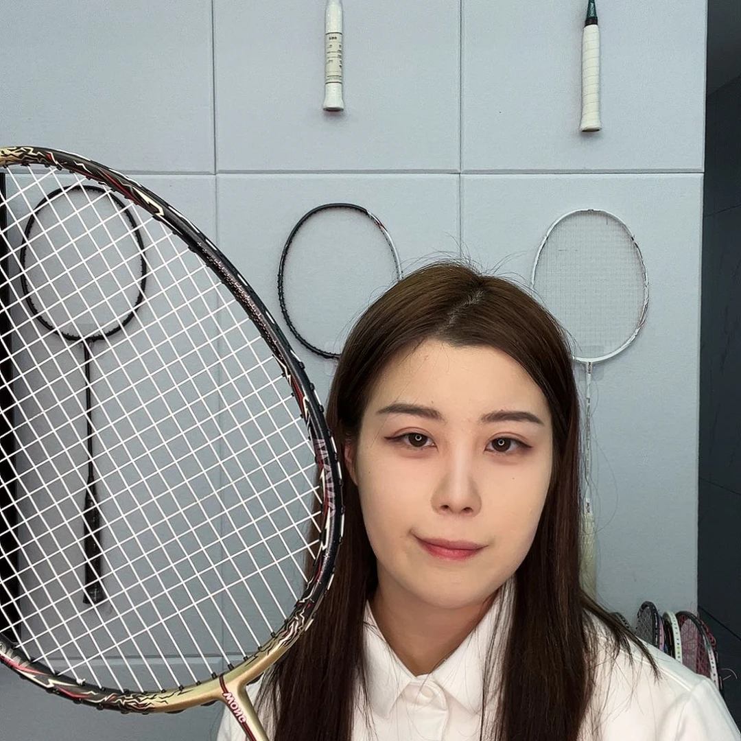 驭12羽毛球拍wong……
