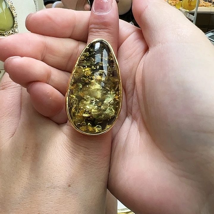 琥珀未镶嵌珠宝奇石