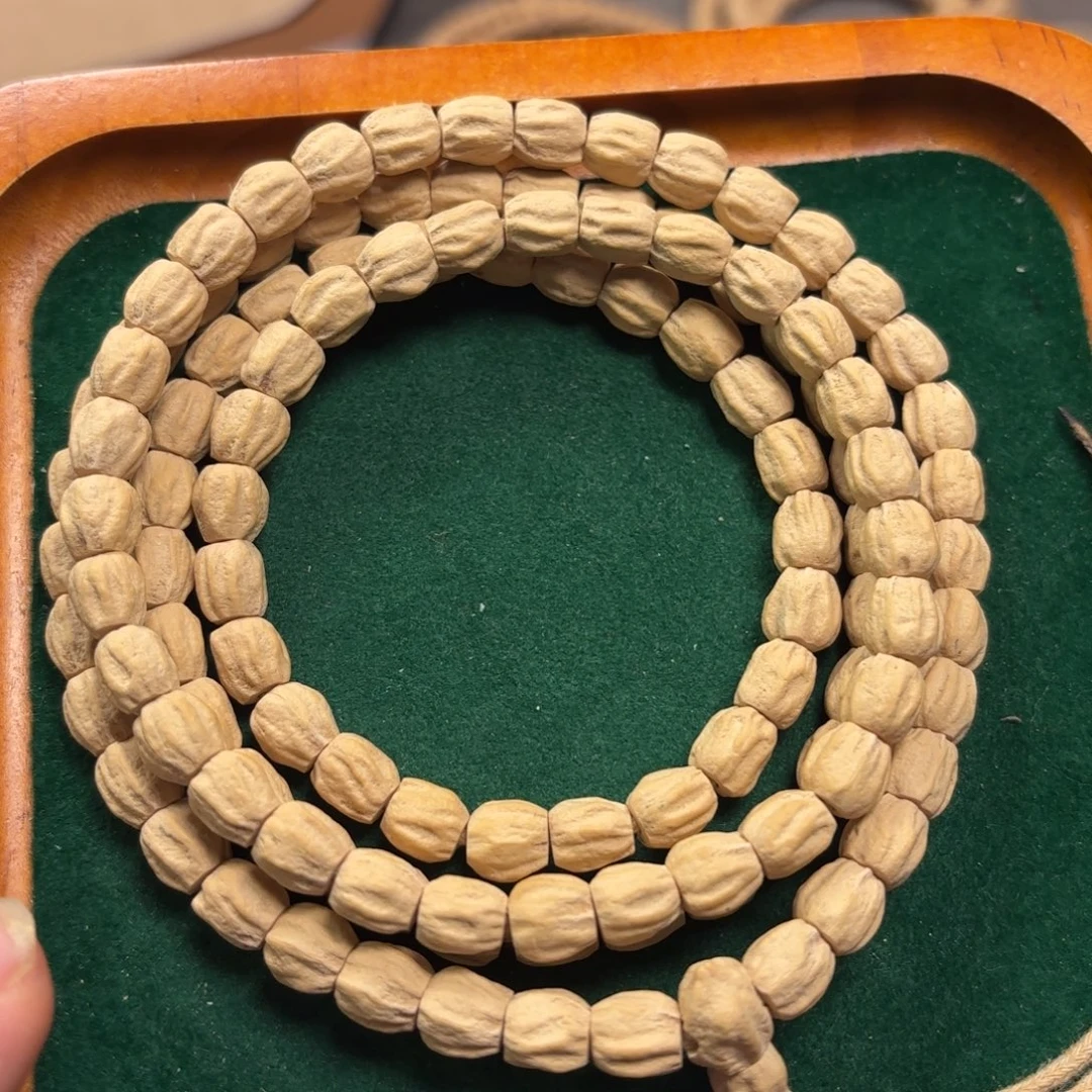 豬***水柏香籽/百香籽手串