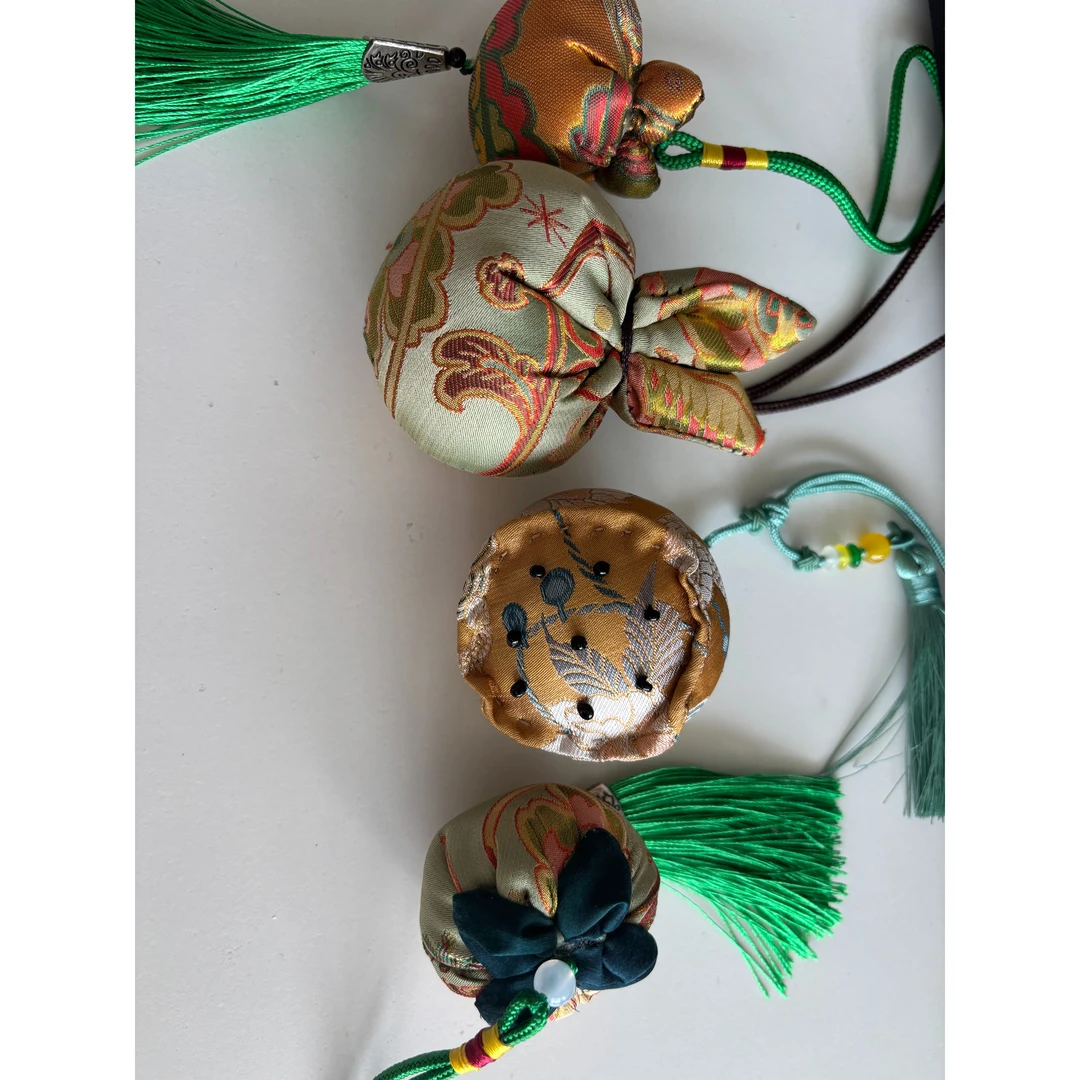 品牌新款桑蚕丝艾草香囊国风挂饰52004