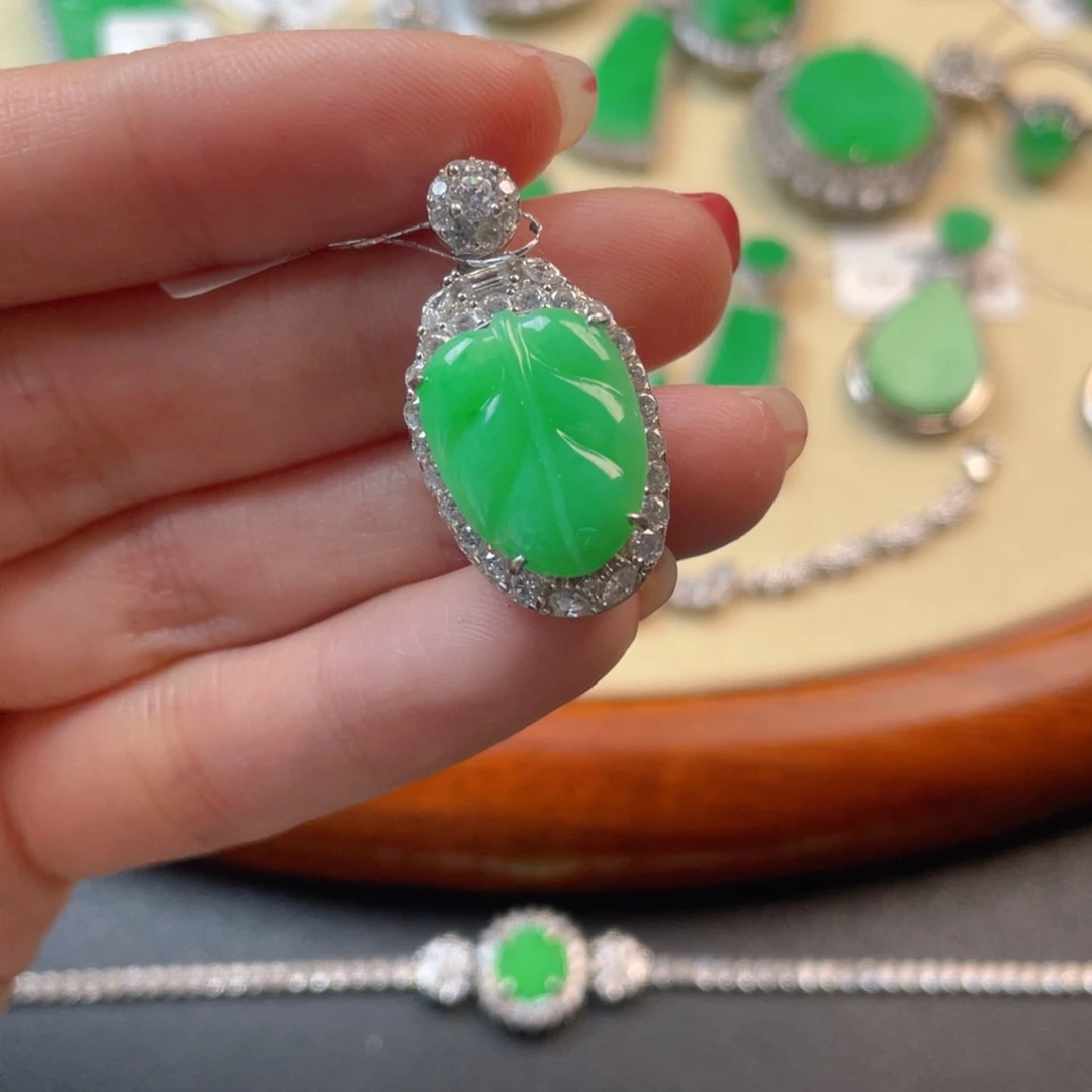 翡翠吊坠(不含链)银S925镶嵌