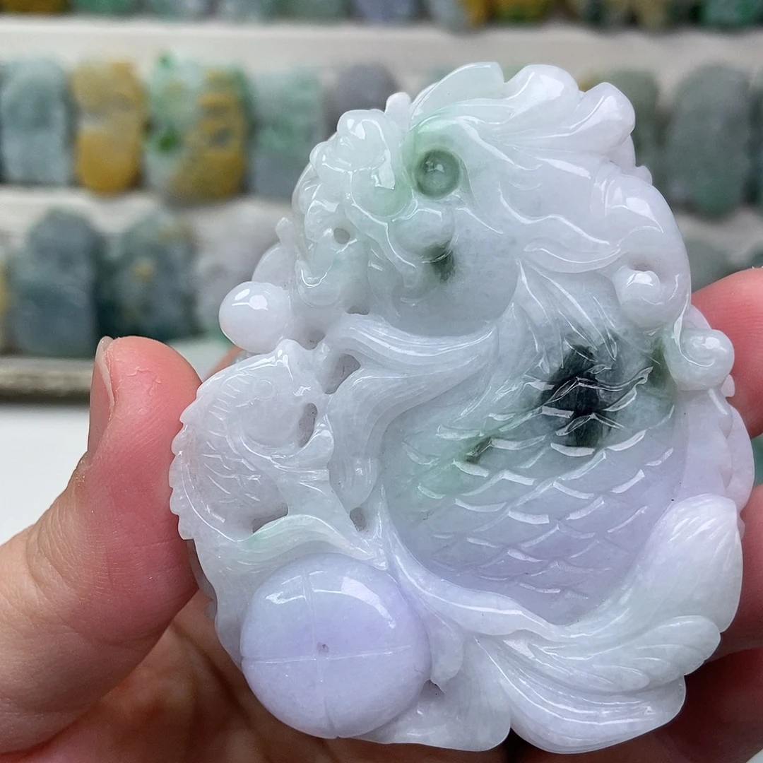 翡翠未镶嵌吊坠(赠链)