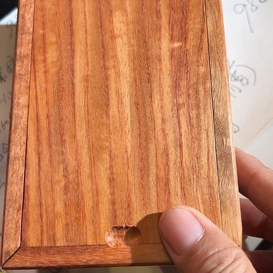 花梨木类端景台盒子