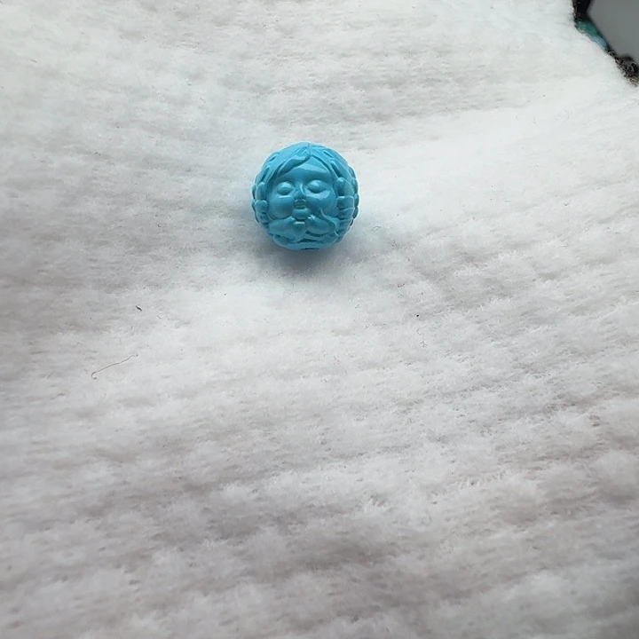 尺寸：雕刻蓝天使圆珠一颗