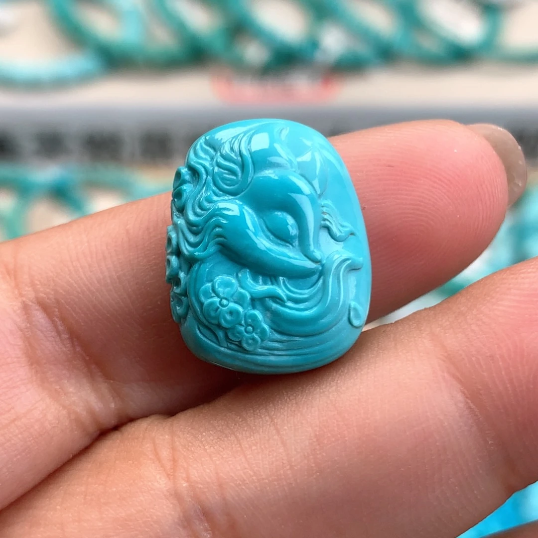 绿松石未镶嵌雕刻