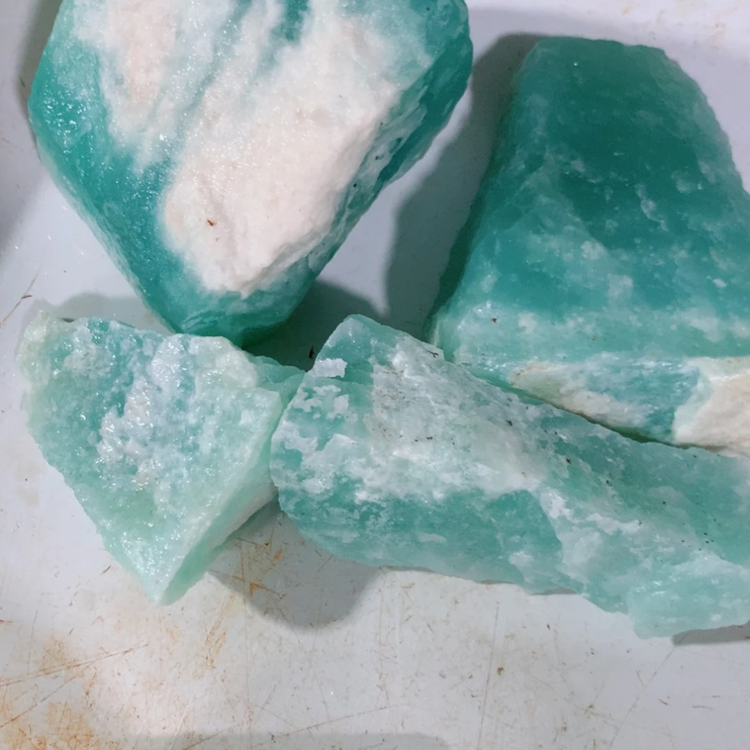 海***川蛇纹石玉未镶嵌原石