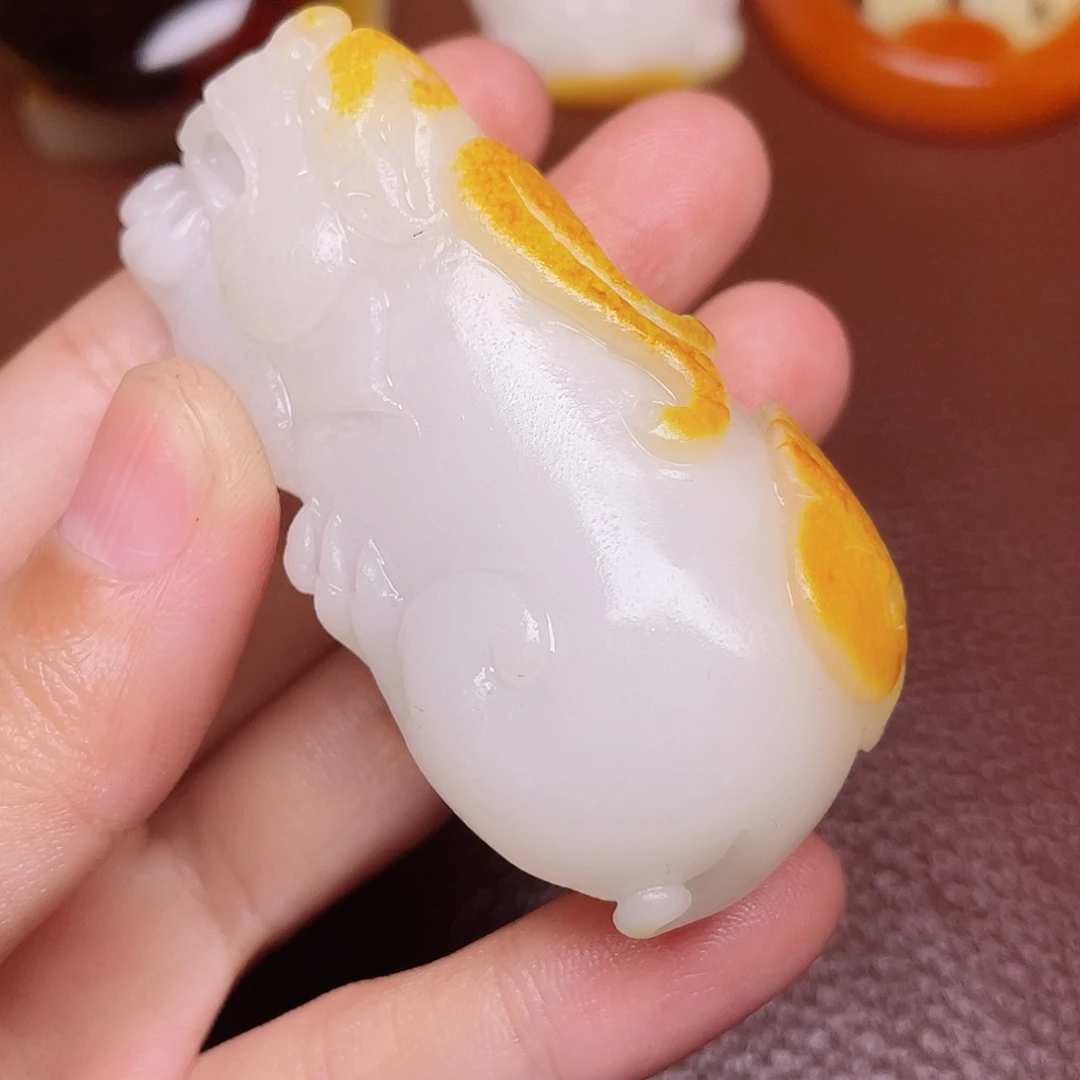 和田玉颈饰未镶嵌闲**鹤