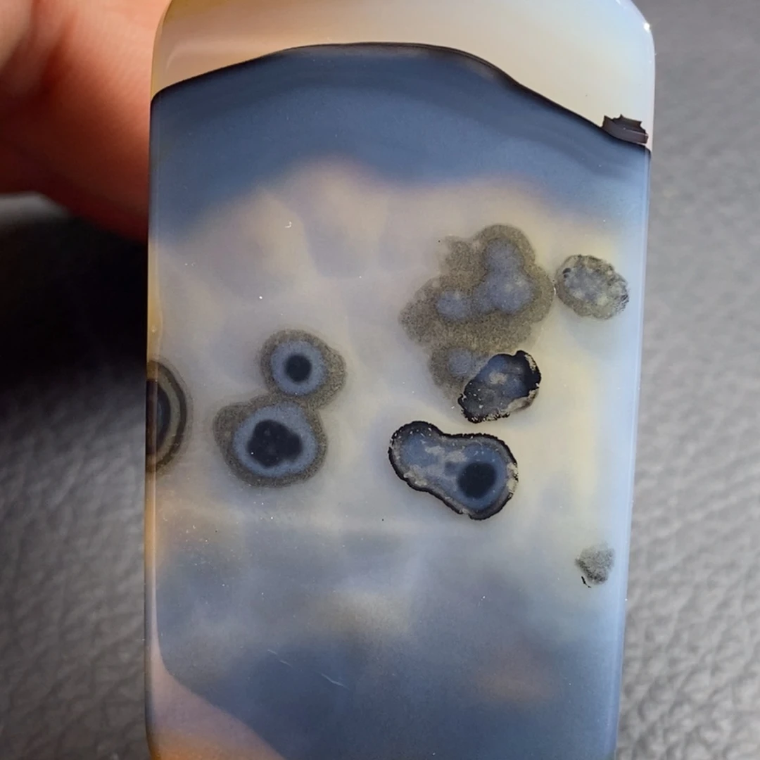 玛瑙/玉髓颈饰未镶嵌泽*