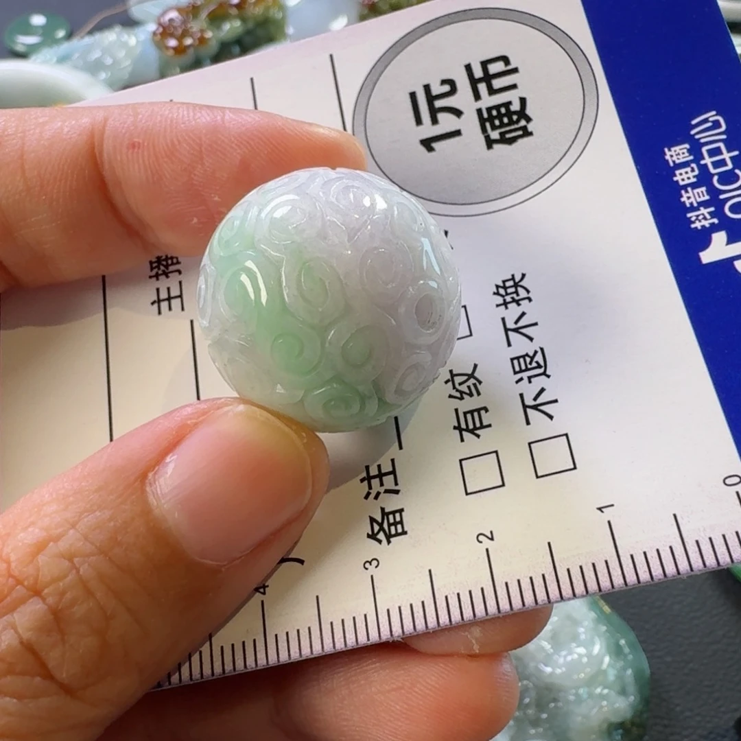 翡翠颈饰未镶嵌焱**哒颈饰