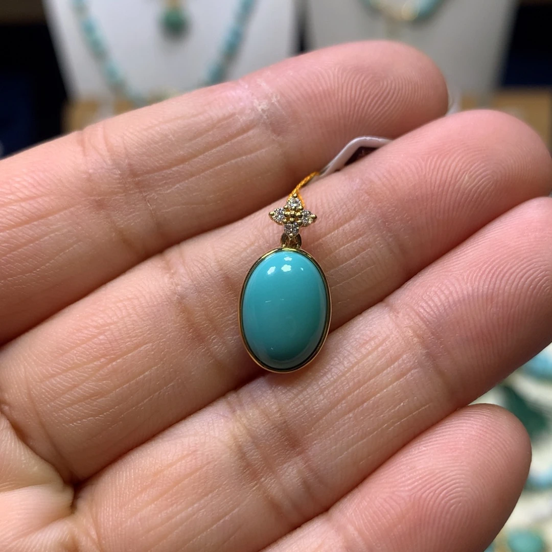 绿松石18K金镶嵌挂件