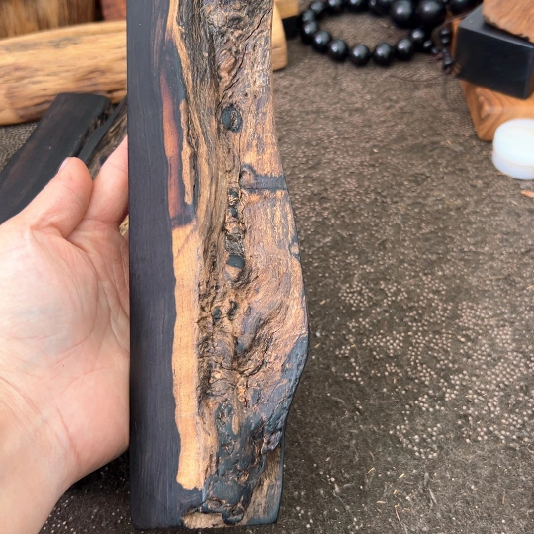 陌***凡木紫光檀原皮随形风化风裂木料