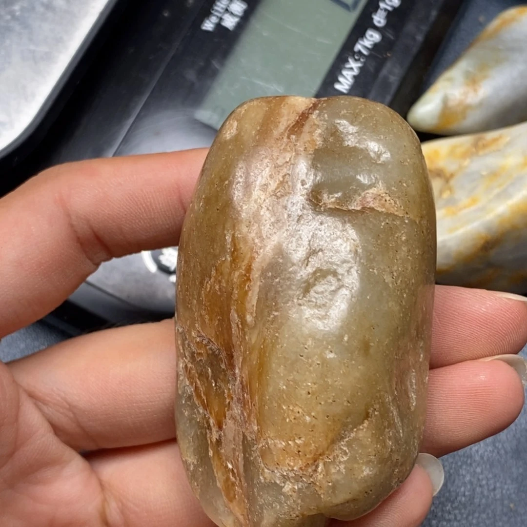 和田玉（糖玉）未镶嵌挂件