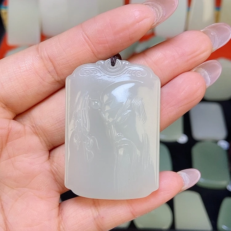 【闪购商品】颈饰未镶嵌和田玉u****9