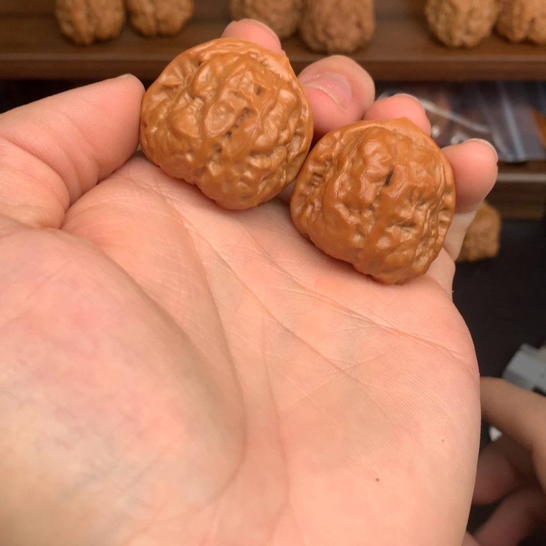 鹏***亚文玩核桃吊坠36蛤蟆