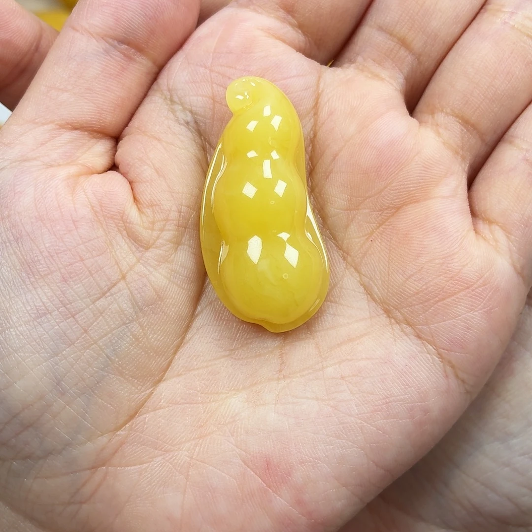 z***f蜜蜡颈饰未镶嵌俄料福豆