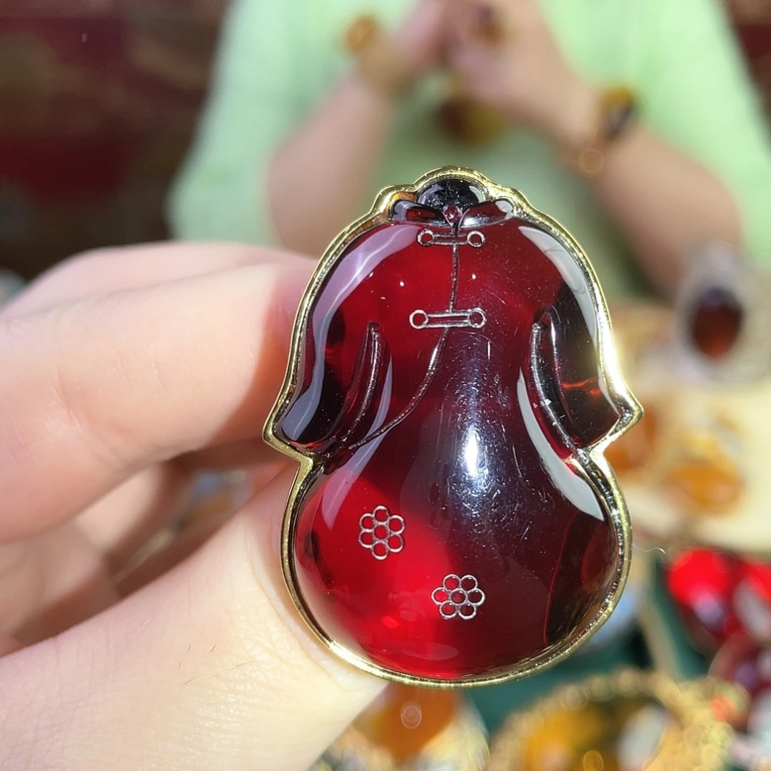 血珀戒指银S925镀金镶嵌