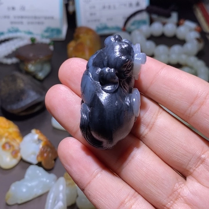 万***凭和田玉未镶嵌颈饰