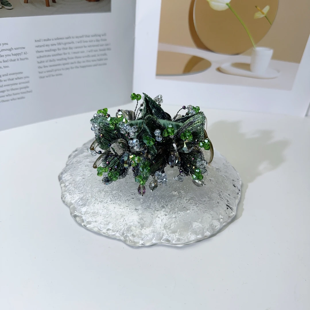 B6041编号紫莹轻奢发饰《丸子夹》