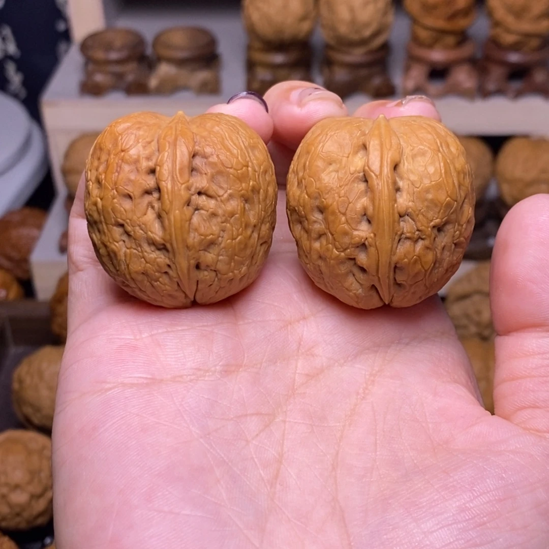 文玩核桃把件Z金鼎元宝54………………