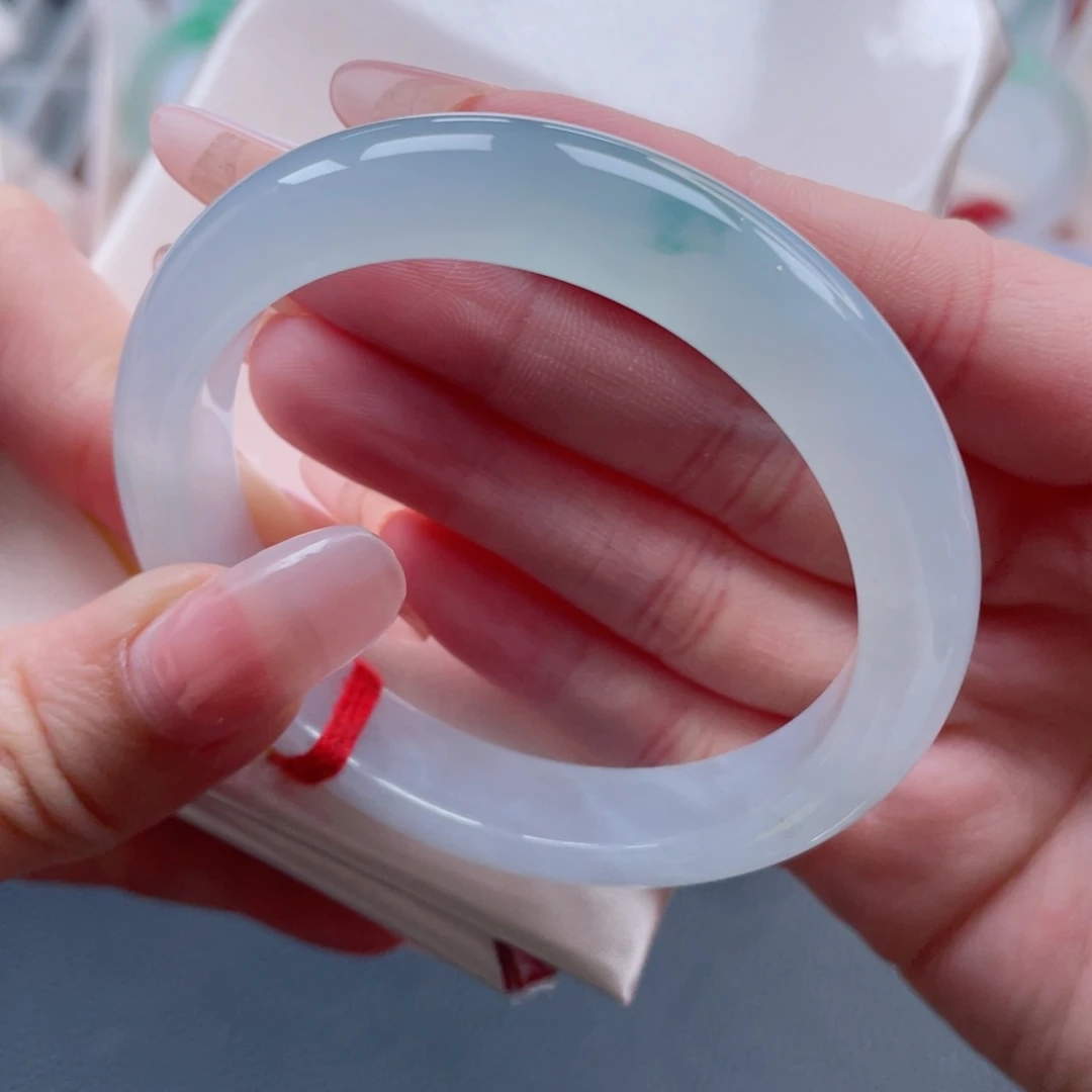 未镶嵌手镯翡翠54.8天空蓝飘花 精致秀气款22号