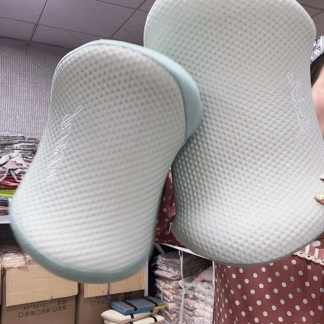 毛绒啦咯啦咯啦咯啦咯啦
