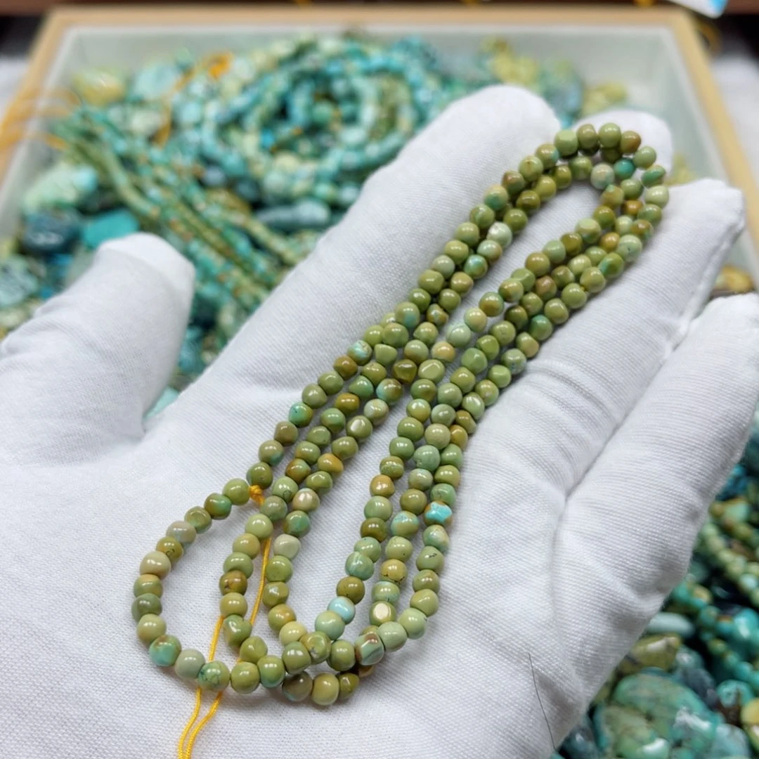 绿松石未镶嵌挂件