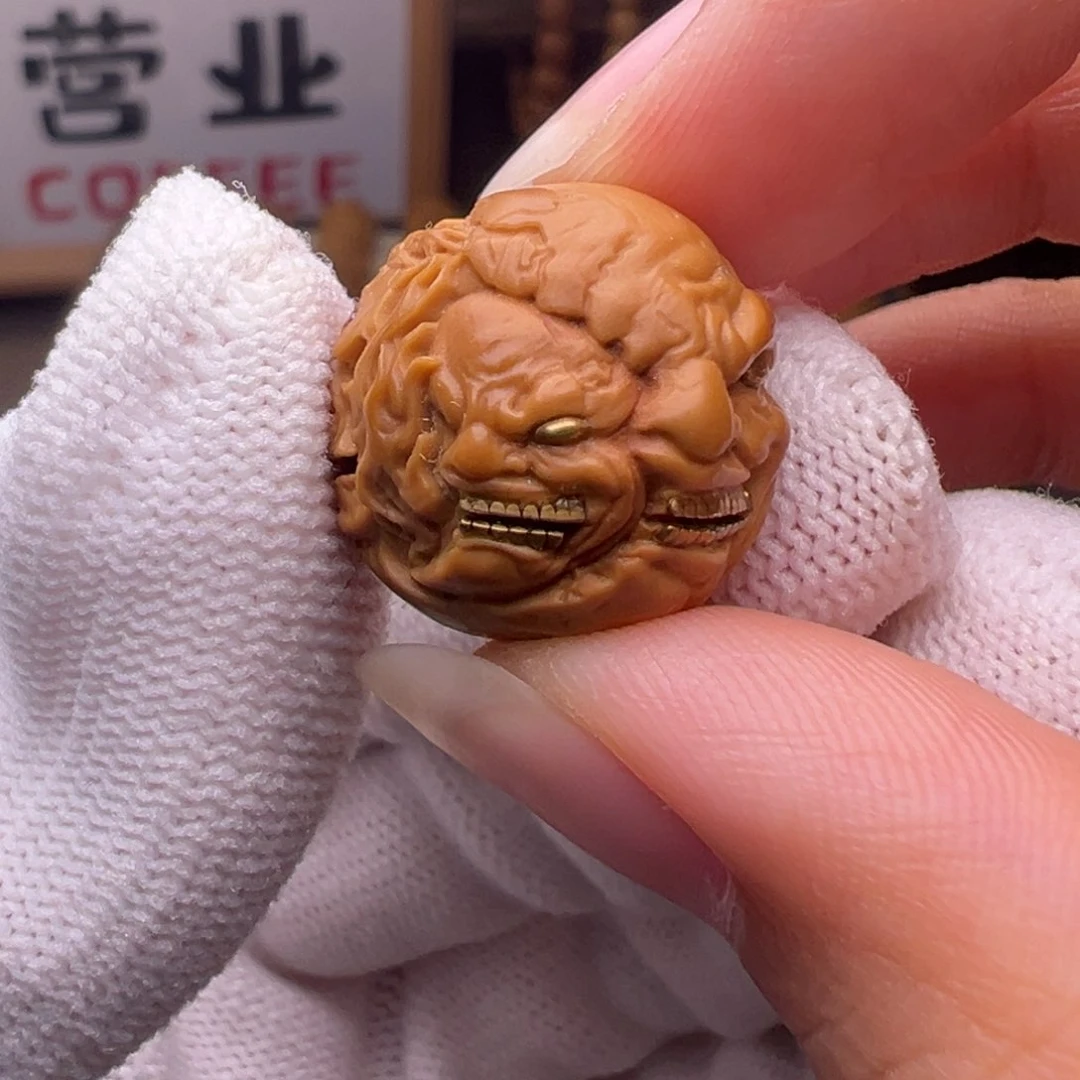 猴头核桃把件镶嵌款多面恶僧18左右尺寸全品
