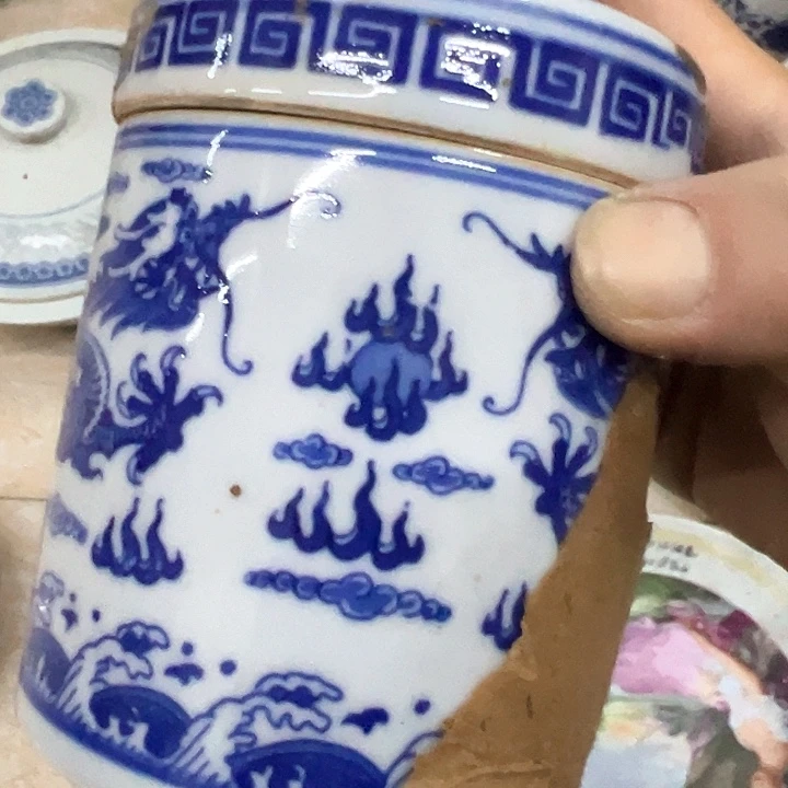 其他陶景德镇青花龙纹茶叶罐