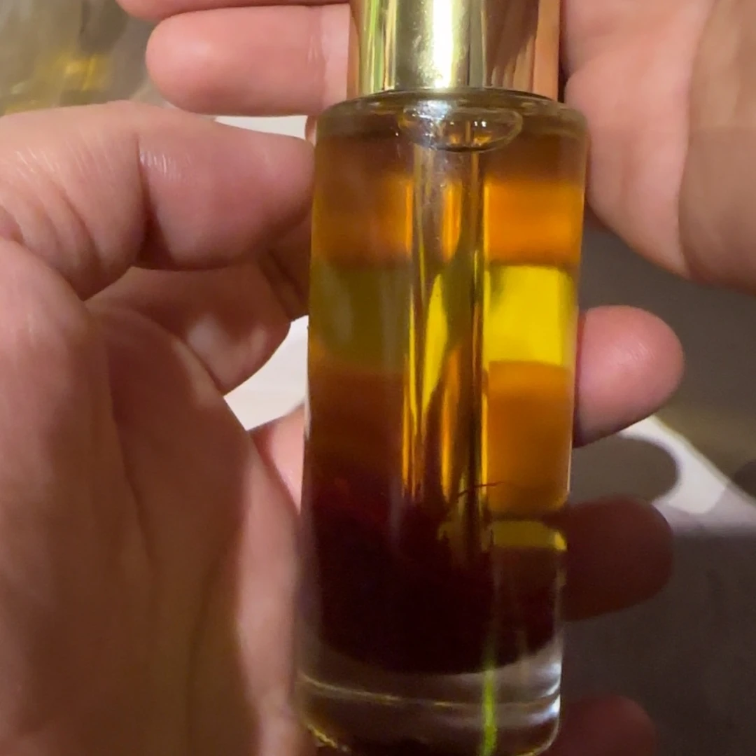 【闪购商品】沉香精油沉香古风手工藏红花沉香精油30克一瓶