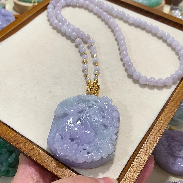 翡翠未镶嵌颈饰翡翠吊坠