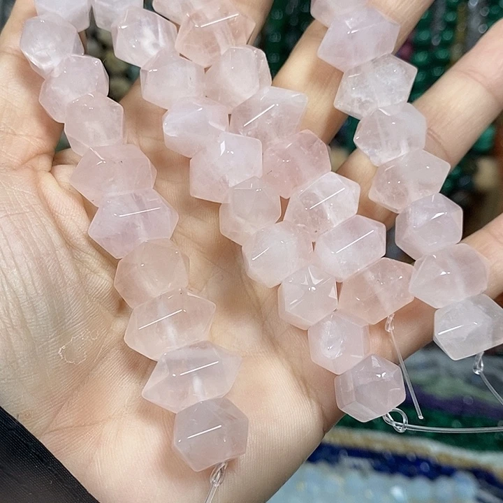 玛瑙/玉髓未镶嵌珠宝半成品天然粉晶双尖卡18mm20颗