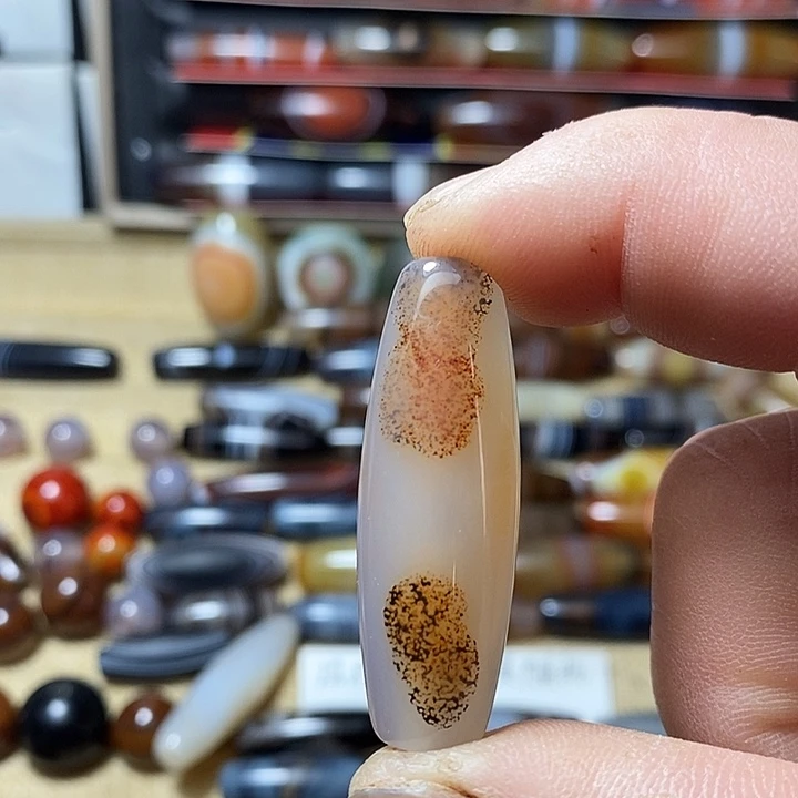 玛瑙/玉髓合金颈饰