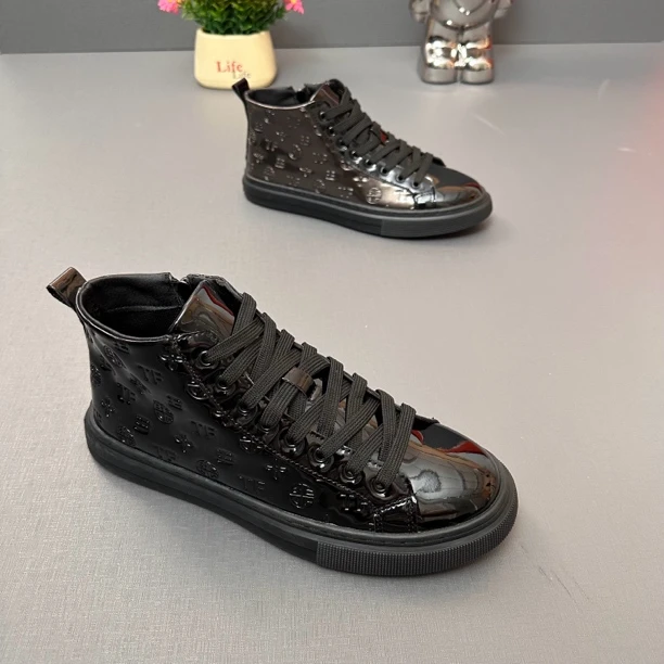 纯色休闲风板鞋潮流风高帮休闲鞋春秋平跟运动休闲鞋