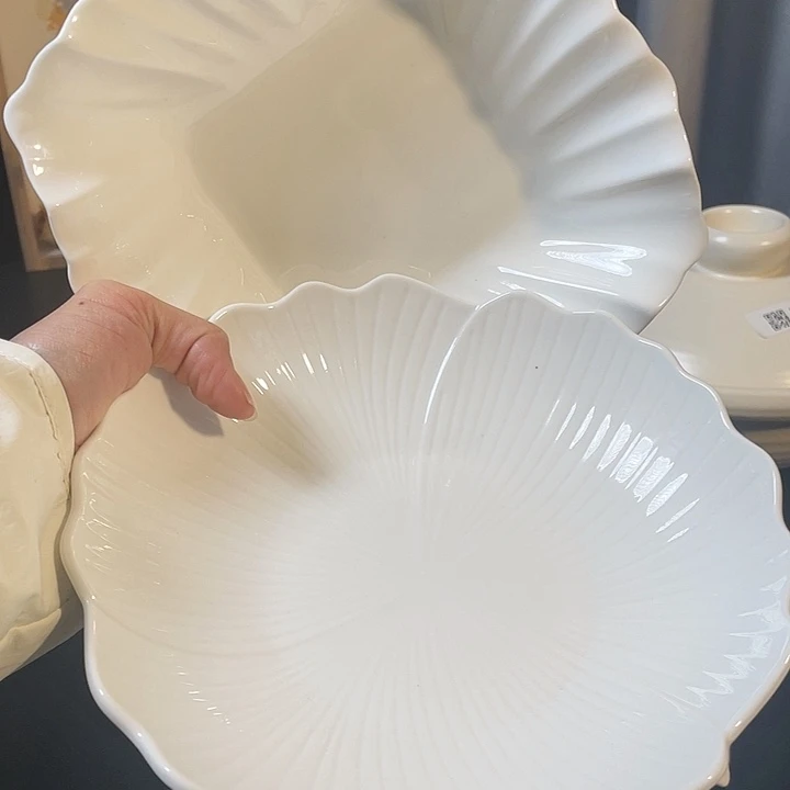 白瓷餐盘餐盘餐盘